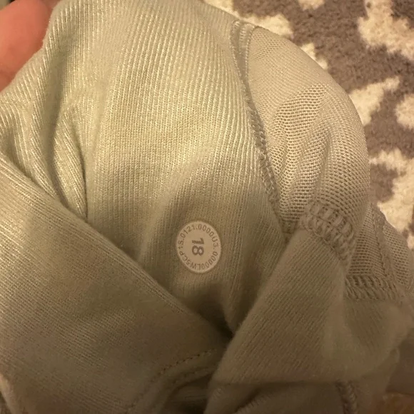 lululemon athletica women’s Green rulu joggers - Picture 7 of 8